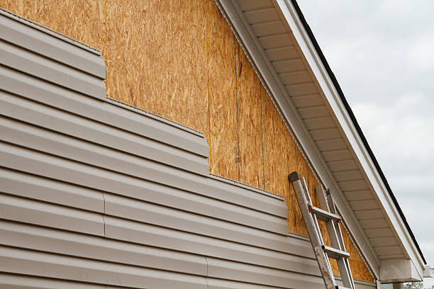 24/7 Emergency Siding Contractor experts in California, PA